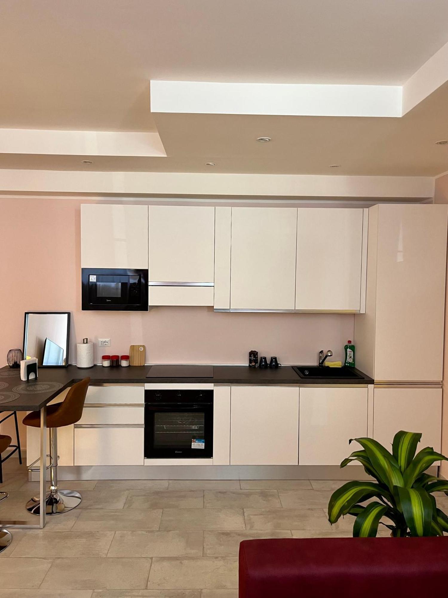 Suite Bohemien Chic - A 5 Fermate Dal Duomo Milan Exterior photo